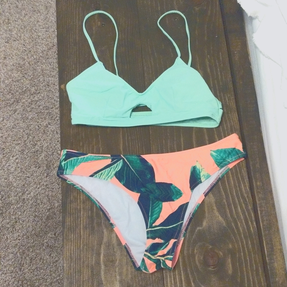 Cupshe Tropical Bikini